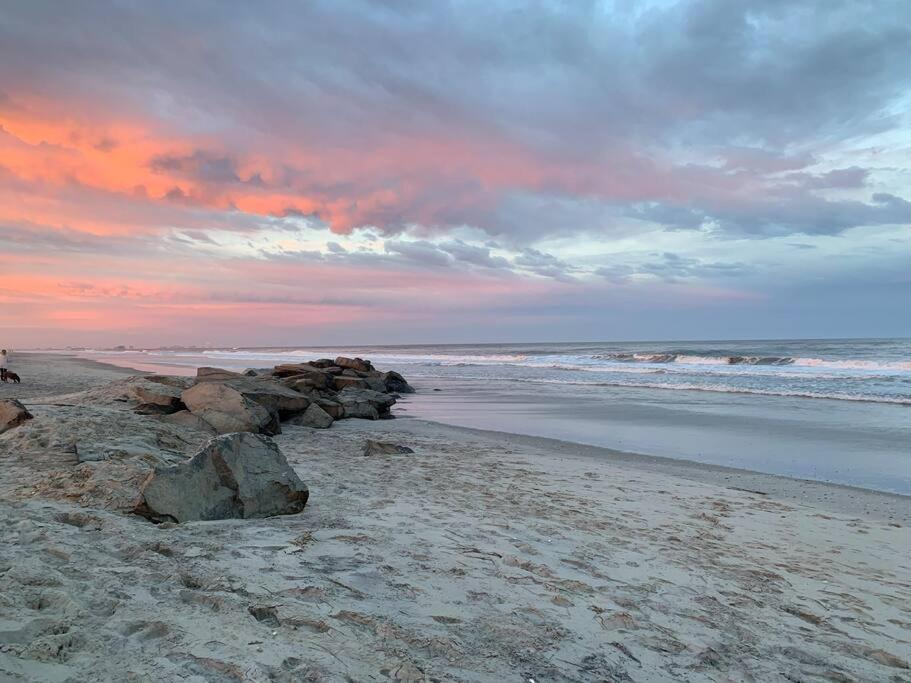 Beautiful Condo Sleeps 4- Only 2 Blocks From Beach Ocean City Zewnętrze zdjęcie