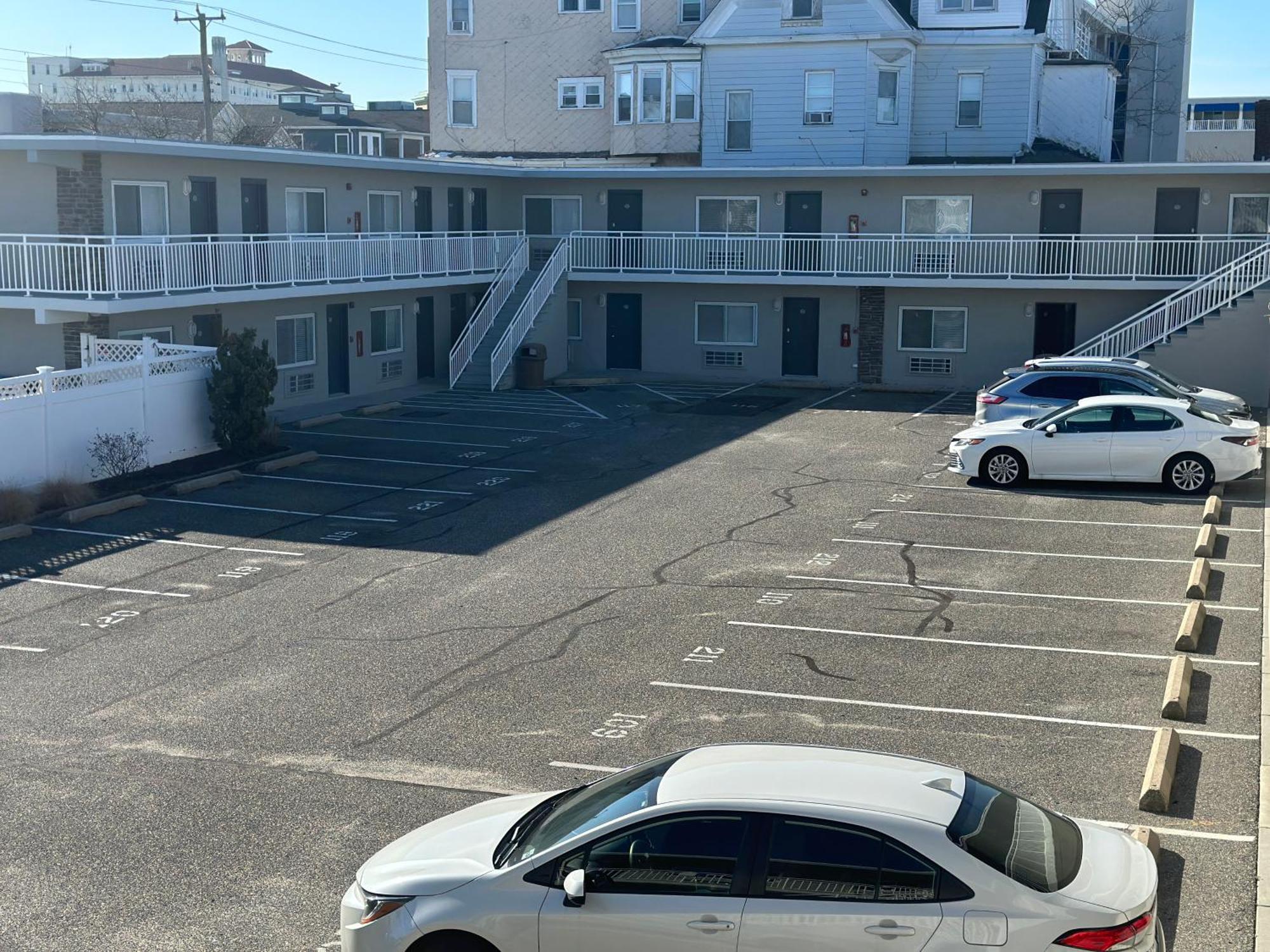 Beautiful Condo Sleeps 4- Only 2 Blocks From Beach Ocean City Zewnętrze zdjęcie